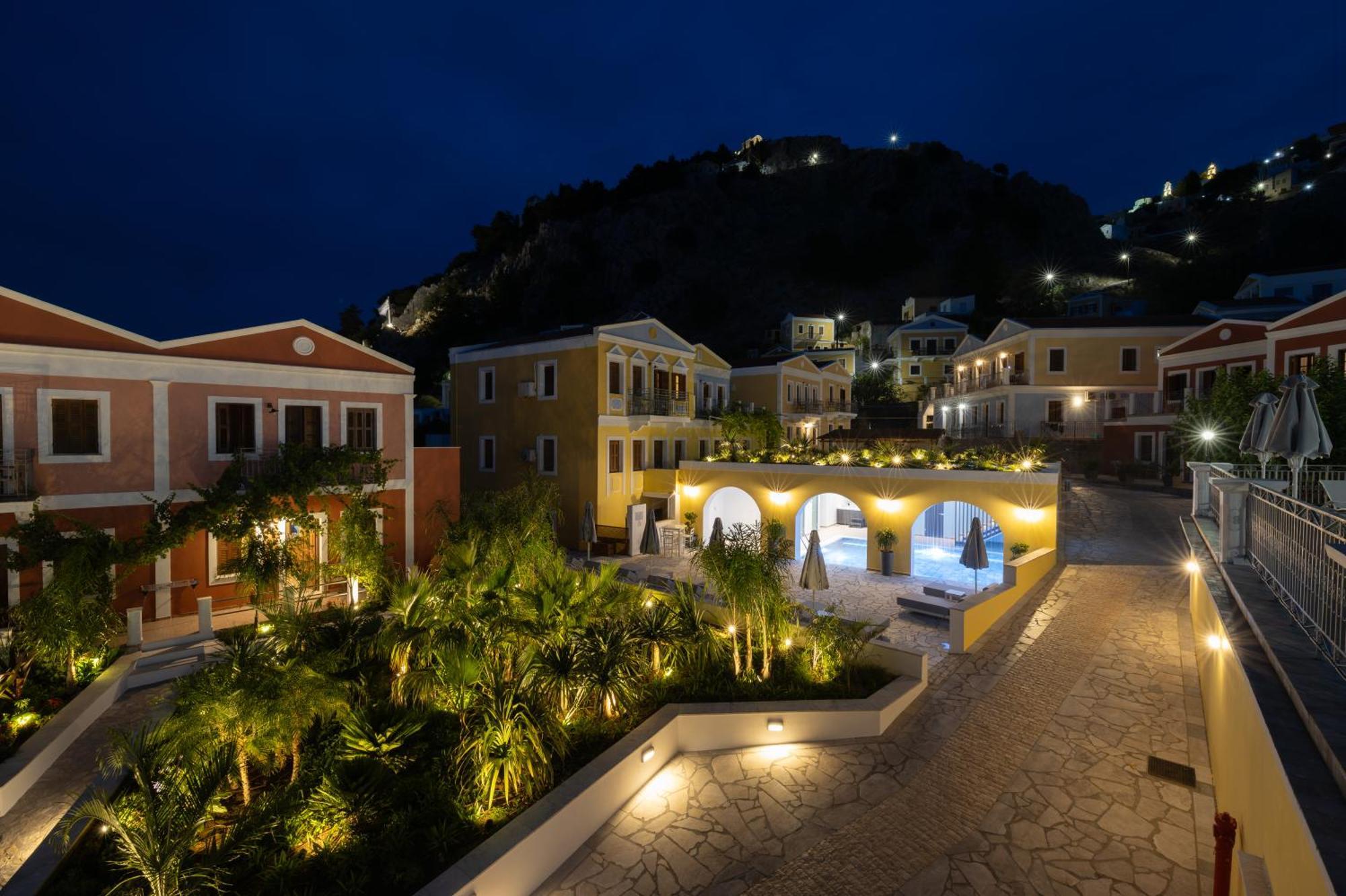 Opera House Hotel Đảo Sými Ngoại thất bức ảnh