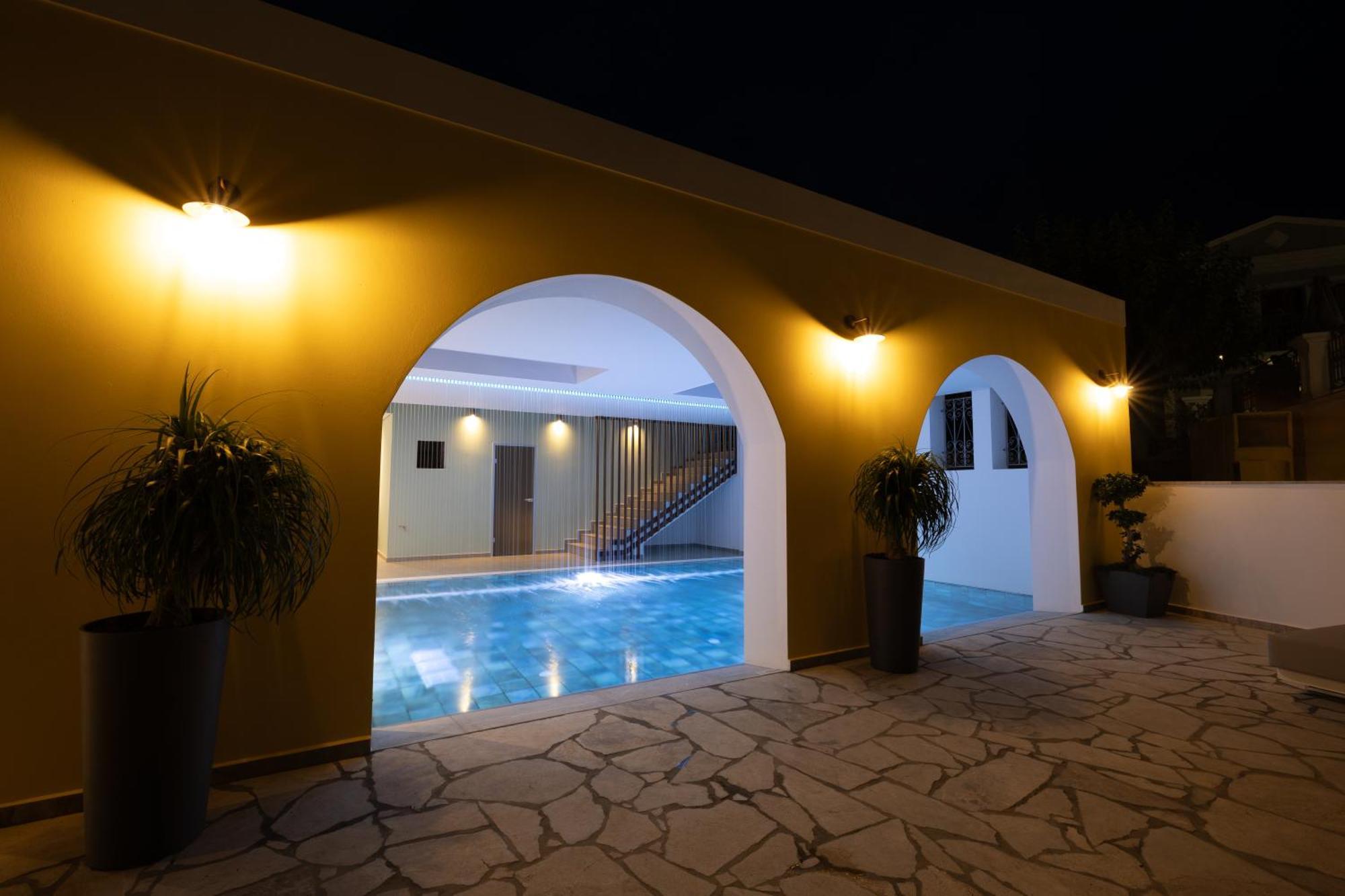 Opera House Hotel Đảo Sými Ngoại thất bức ảnh