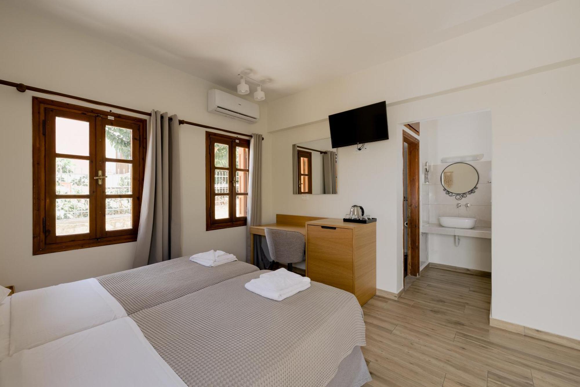 Opera House Hotel Đảo Sými Ngoại thất bức ảnh