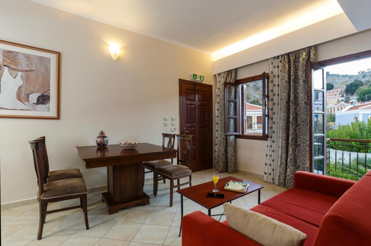Opera House Hotel Đảo Sými Ngoại thất bức ảnh